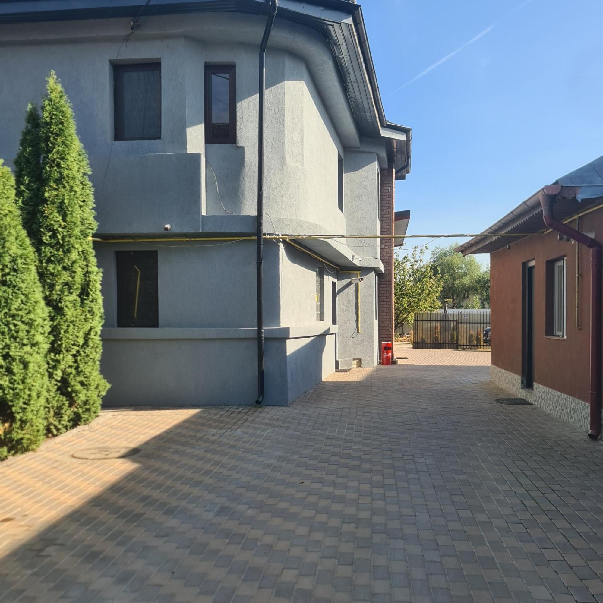 Vila Estera Therme באלוטשטי מראה חיצוני תמונה